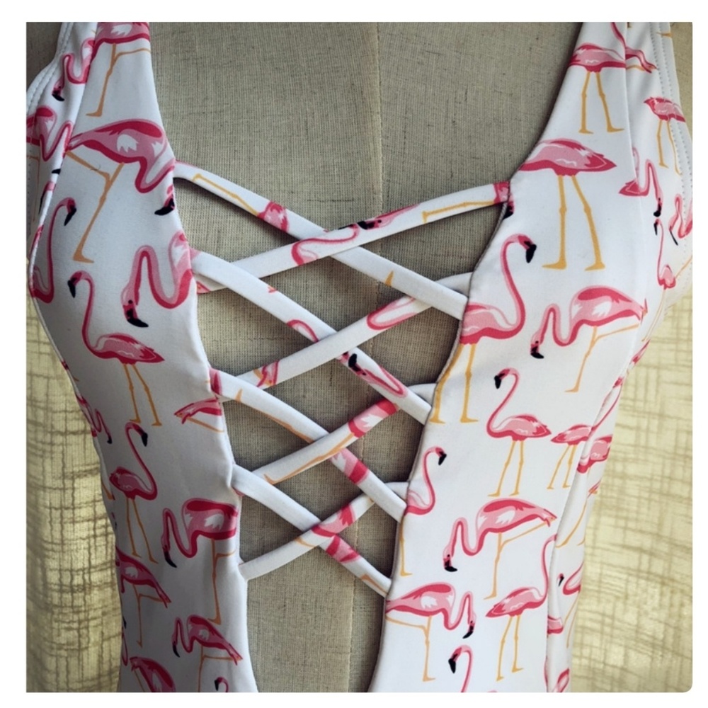(LAST 1 size 10) 5🌟  FLIRTY FLAMINGO Monokini - Picture 5 of 7